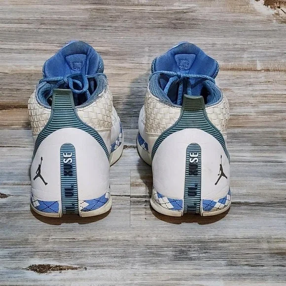 Air Jordan North Carolina Tarheels Limited Edition 15 Retro SE 325835-101 2008 - Picture 4 of 8